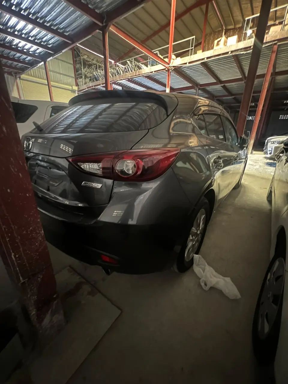 2015 Mazda Axela, gray — photo 2 of 4