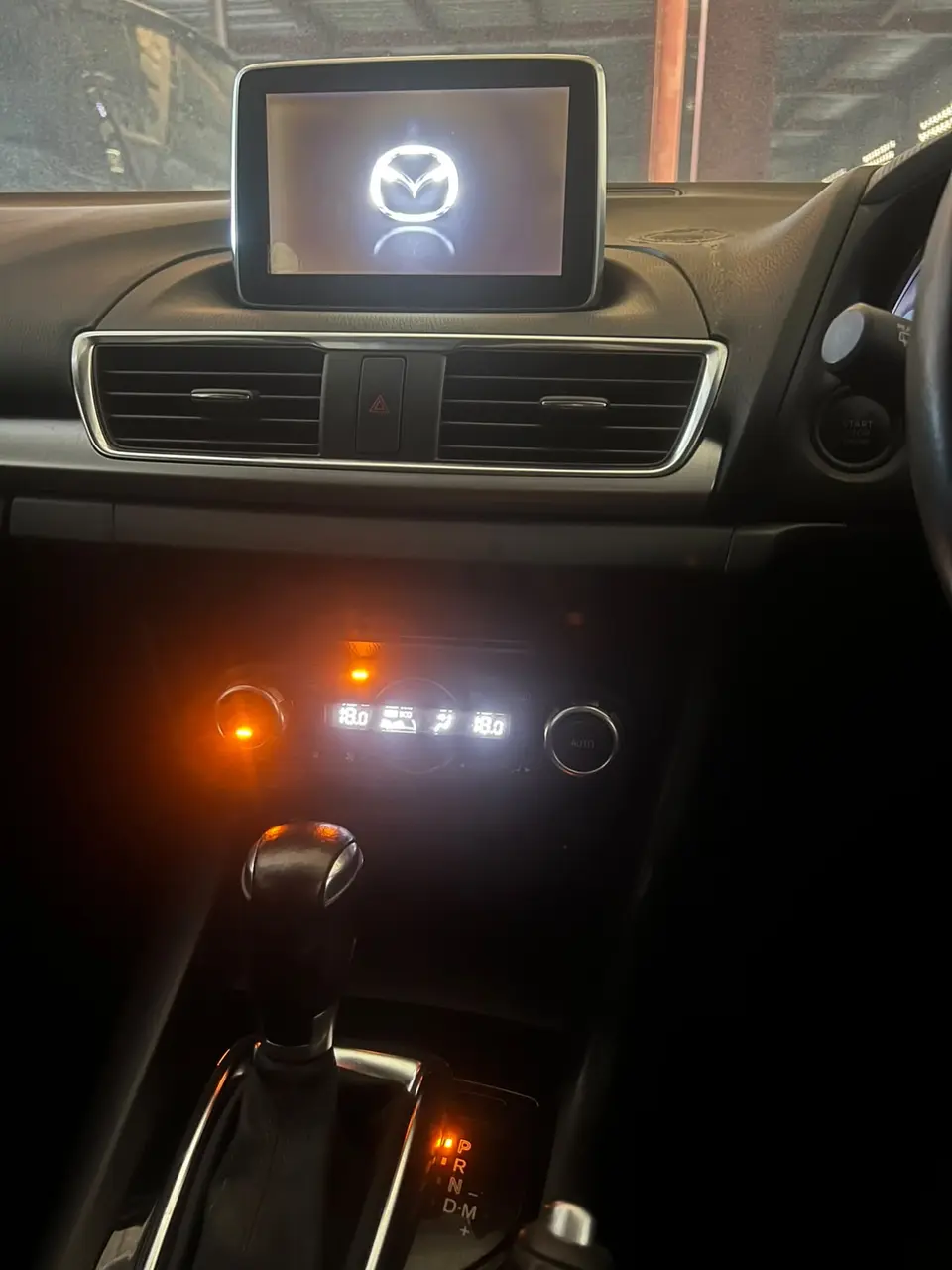 2015 Mazda Axela, gray — photo 4 of 4