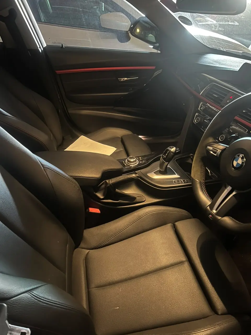 2016 BMW 3 Series, black — photo 5 of 6