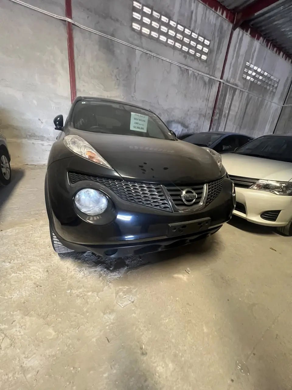 2014 Nissan Juke, black — photo 1 of 4