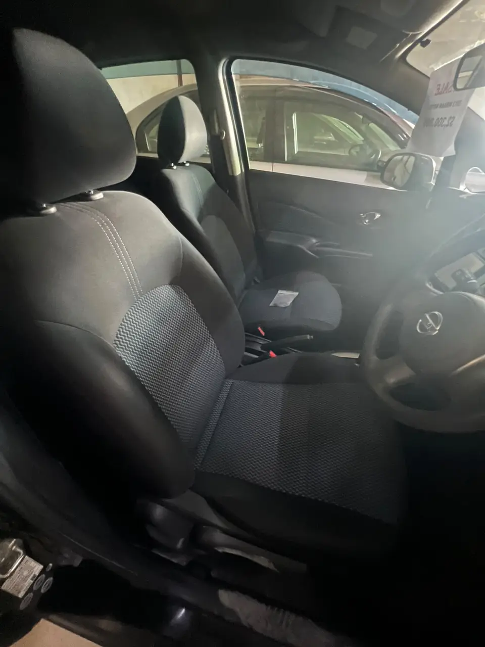 2013 Nissan Note, black — photo 3 of 4