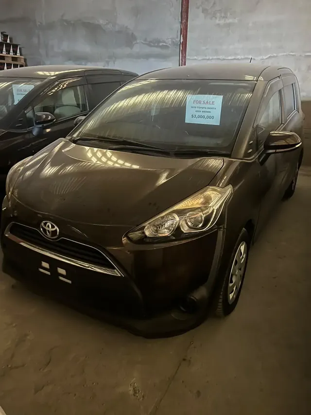 2016 Toyota Sienta, brown mpv for sale at Rahaman & Sons, Success — in stock