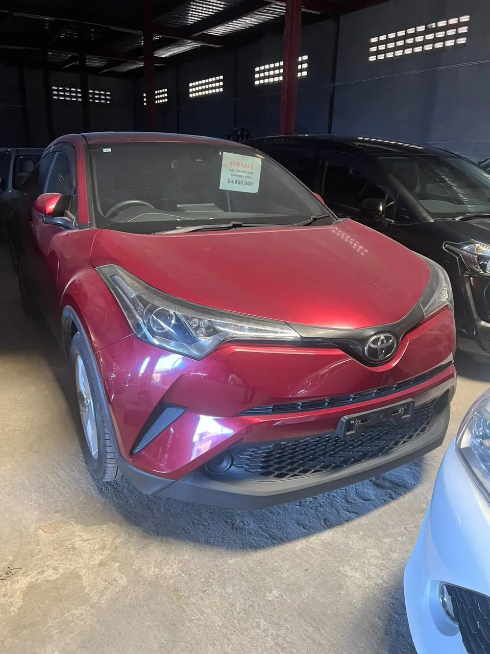 2019 Toyota C-HR, red — photo 2 of 8