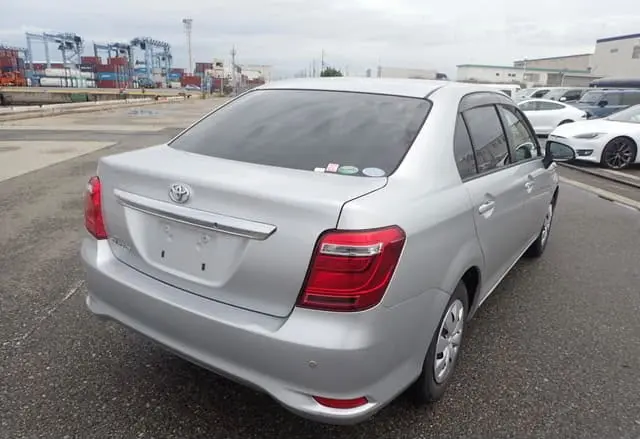 2016 Toyota Corolla Axio, white — photo 2 of 4