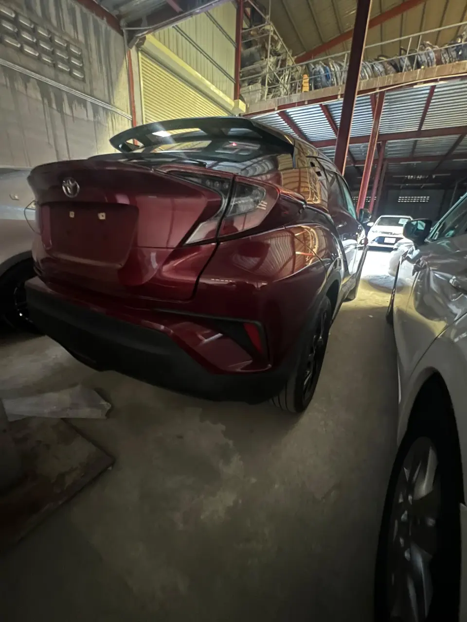 2019 Toyota C-HR, red — photo 3 of 8