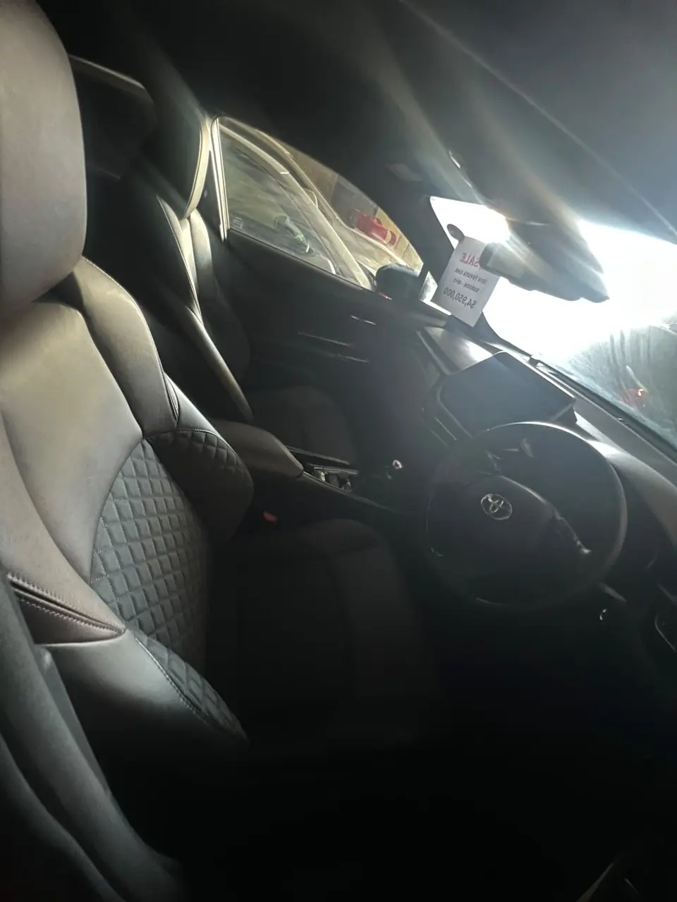 2019 Toyota C-HR, red — photo 5 of 8