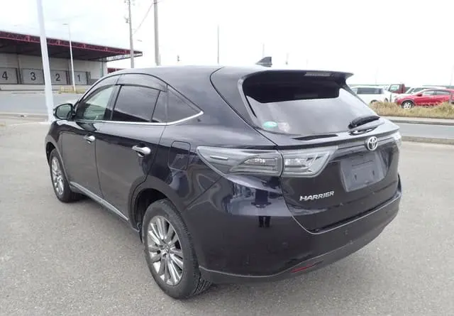 2017 Toyota Harrier Premium, black — photo 4 of 4